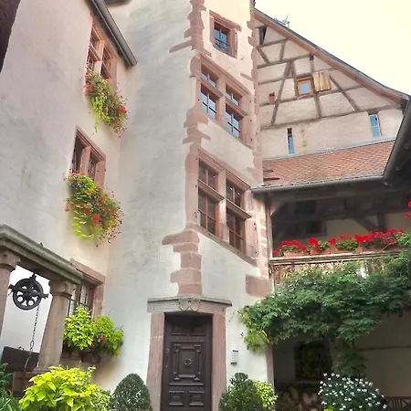 Adrihof , A La Cour De L'abbaye D'autrey Bed & Breakfast *