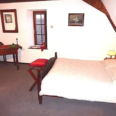 A La Cour De L'abbaye D'autrey Bed and breakfast Riquewihr